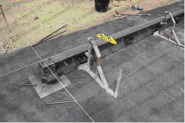 Фото: Направляющие рельс-формы SHіELDJOіNT для устройства бетонного пола